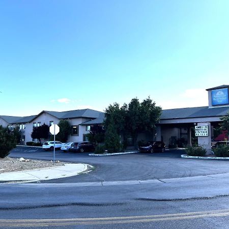 Americas Best Value Inn Prescott Valley Exterior photo